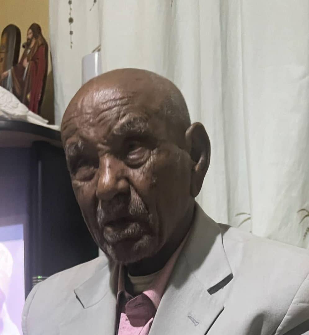 Mr. Haileselassie Weldu (Teacher) ኣቦና ኣይተ ሃይለስላሴ ወልዱ-